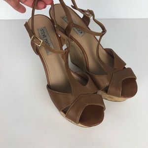 Steve Madden Wonder Brown T-Strap Wedge Heels. 8.